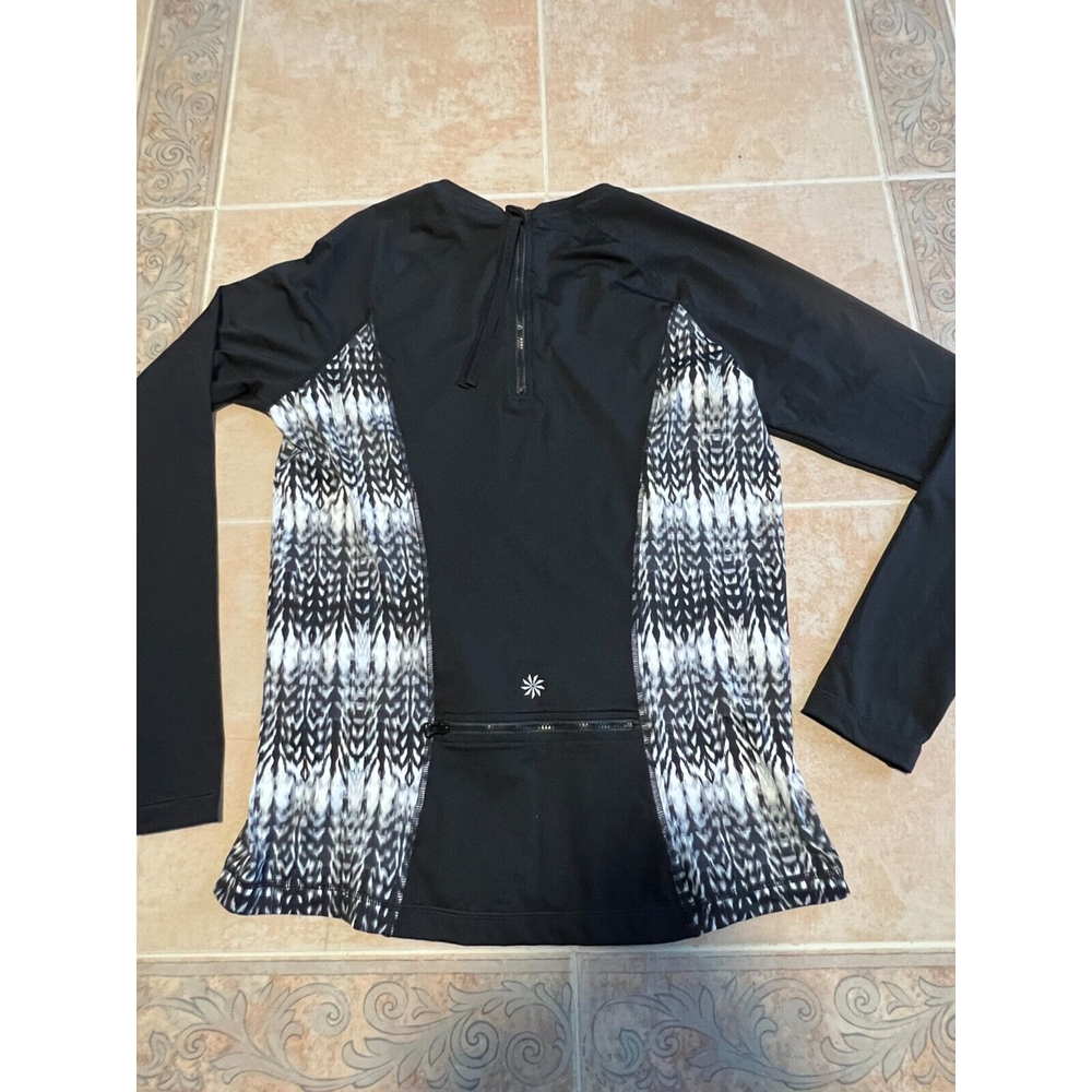 Athleta Worn once 1/4 zip Black long sleeve top-rear pocket women size L